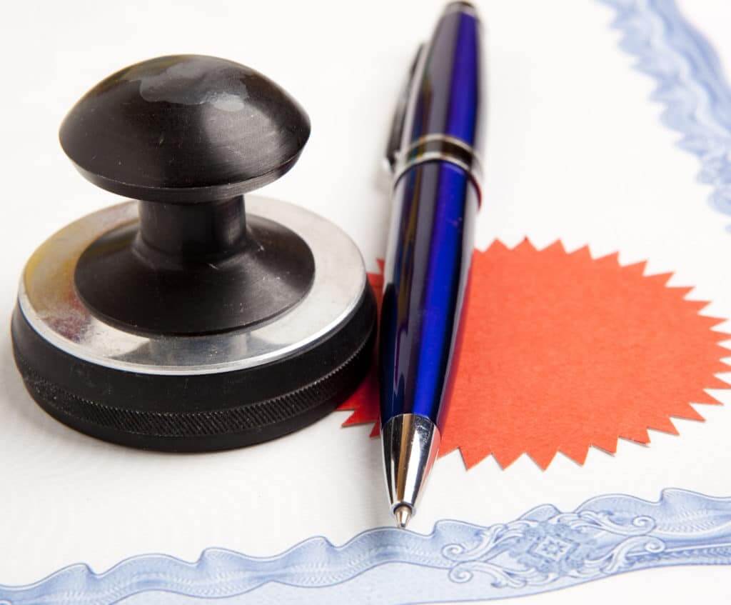 Pen and stamp for legal translation